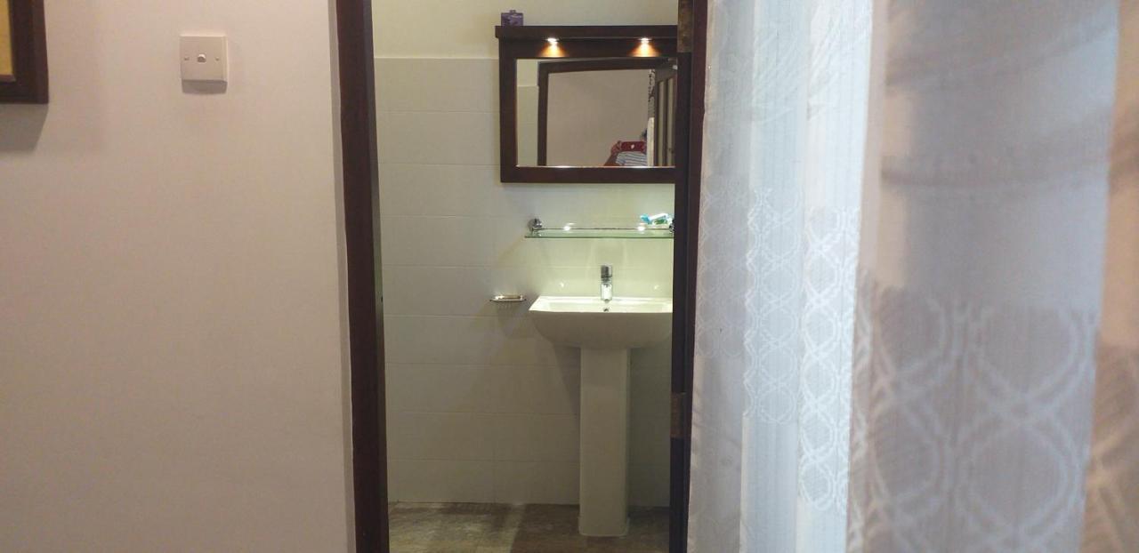 Villa No34 Хикадува Екстериор снимка